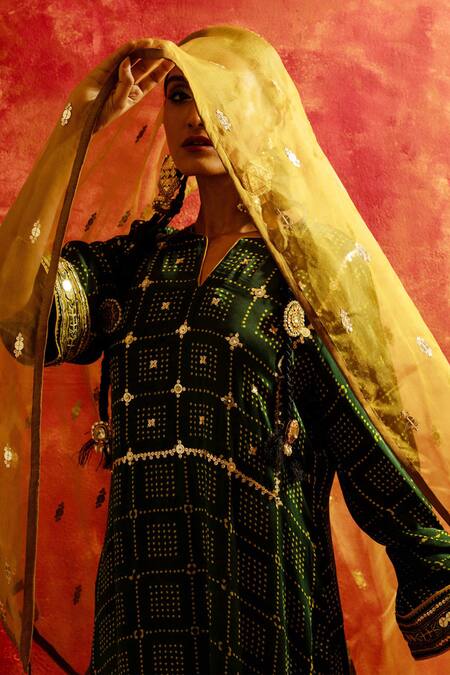 Shop Prahnaaya Green Satin, , Organza Sequins, Sitara Ajrakh Hand Kurta Pant Set Online at Aza Fashions Shop_Prahnaaya_Green Satin, , Organza Sequins, Sitara Ajrakh Hand Kurta Pant Set _Online_at_Aza_Fashions
