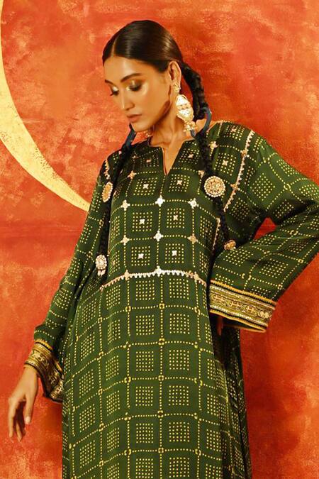 Prahnaaya Green Satin Zari, Sequins Sitara Ajrakh Hand Embroidered Kurta With Pant Online at Aza Fashions Prahnaaya_Green Satin Zari, Sequins Sitara Ajrakh Hand Embroidered Kurta With Pant _Online_at_Aza_Fashions