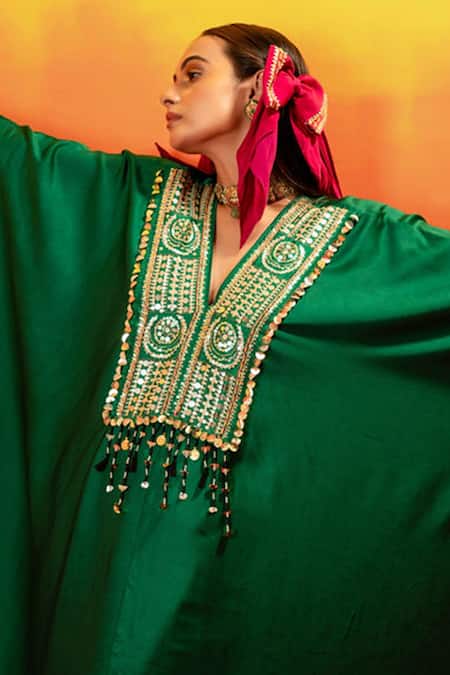 Buy Prahnaaya Green Velvet, Viscose Pearls, Sequins Luna Embroidered Kaftan With Wrap Skirt Buy_Prahnaaya_Green Velvet, Viscose Pearls, Sequins Luna Embroidered Kaftan With Wrap Skirt