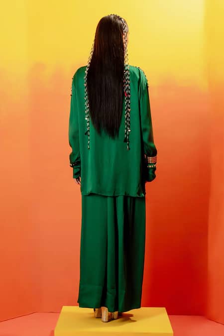 Shop Prahnaaya Green Viscose, Satin Sequins, Gota Luna Embroidered Tunic With Oversized Pant at Aza Fashions Shop_Prahnaaya_Green Viscose, Satin Sequins, Gota Luna Embroidered Tunic With Oversized Pant _at_Aza_Fashions