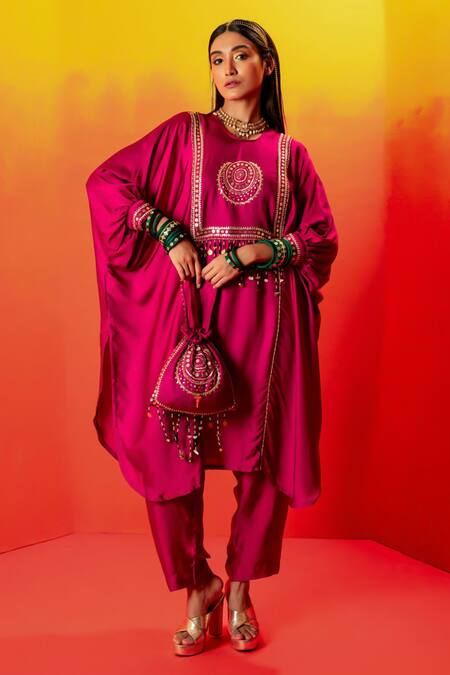 Buy_Prahnaaya_Pink Silk Organza, Satin Gota Patti, Luna Embroidered Straight Kurta With Pant _Online_at_Aza_Fashions