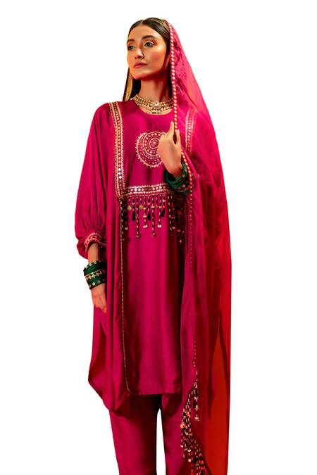 Prahnaaya Pink Velour, Silk Organza, Velvet Luna Embroidered Straight Kurta And Pant Set at Aza Fashions Prahnaaya_Pink Velour, Silk Organza, Velvet Luna Embroidered Straight Kurta And Pant Set _at_Aza_Fashions