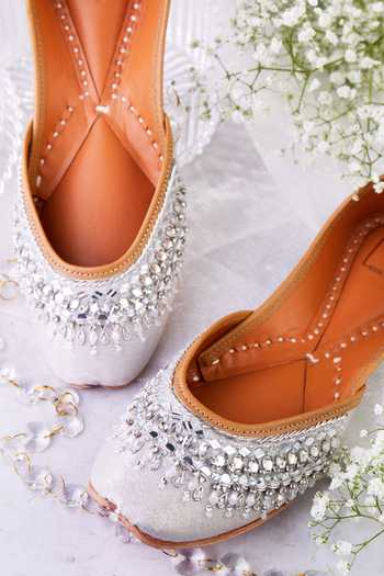 Shop_House Of Vian_Silver Ayna Mirror Embroidered Juttis _Online_at_Aza_Fashions