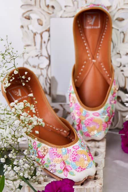 House of Vian Gulzar Sequin Embroidered Juttis 