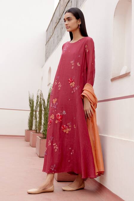 Vaayu Red Cotton, Muslin Embroidery Round Neck Thread Applique Anarkali With Dupatta Online at Aza Fashions Vaayu_Red Cotton, Muslin Embroidery Round Neck Thread Applique Anarkali With Dupatta _Online_at_Aza_Fashions