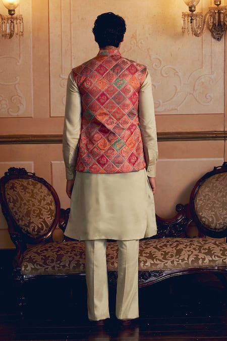 Aditi Gupta Multicolor Zari Quilted Bundi Set 