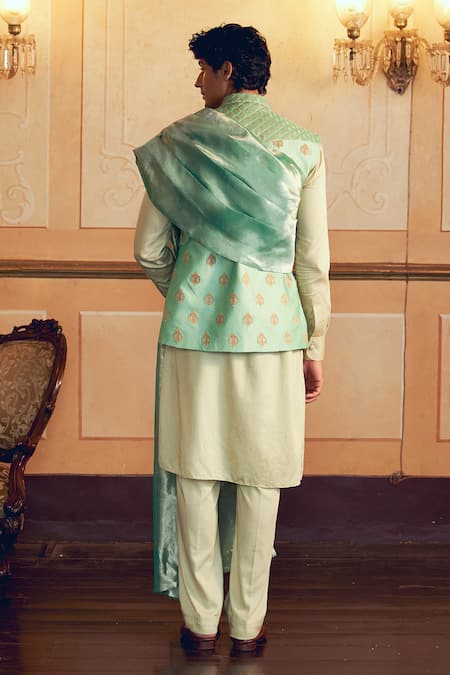 Aditi Gupta Zari Quilted Mint Green Bundi Set 