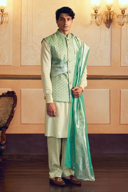 Buy_Aditi Gupta_Green Jacquard Banarasi Zari Quilted Mint Bundi Set _Online_at_Aza_Fashions