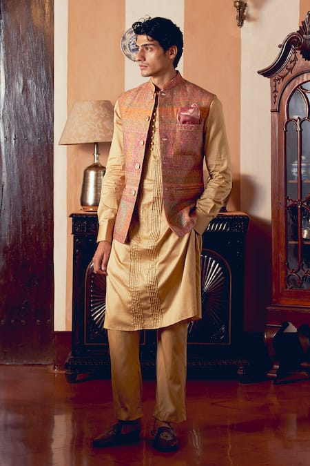 Aditi Gupta_Multi Color Jamawar Quilted Bundi Set _Online_at_Aza_Fashions