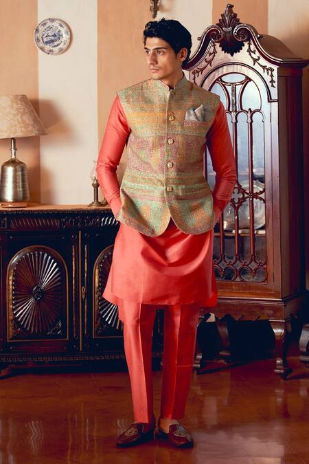 Aditi Gupta_Multi Color Jamawar Multicolor Zari Bundi Kurta Set _Online_at_Aza_Fashions