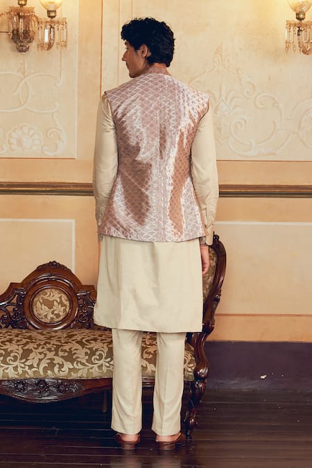 Aditi Gupta Checkered Zari Quilted Bundi 