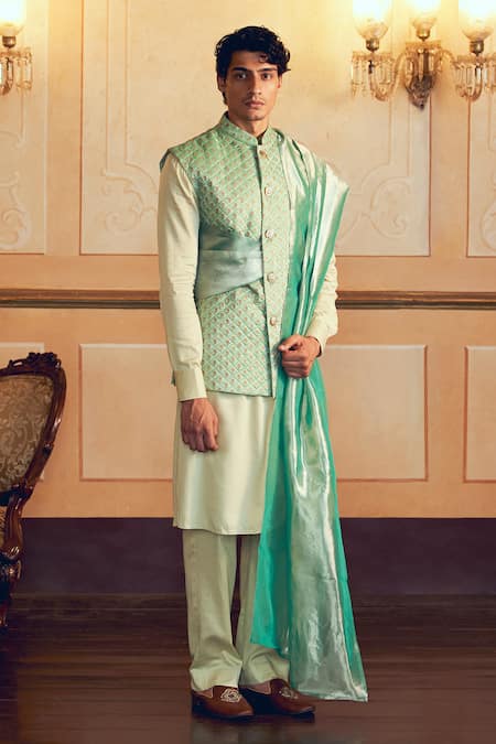 Aditi Gupta_Green Jacquard Banarasi Floral Mint Quilted Bundi _Online_at_Aza_Fashions
