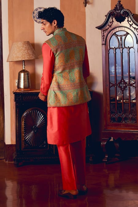Buy_Aditi Gupta_Multi Color Banarasi Jamawar Ethnic Multicolor Zari Quilted Bundi _Online_at_Aza_Fashions