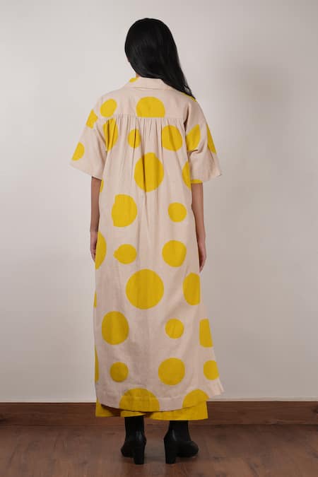 Shop MATI_1 Beige Cotton Shawl Neck Polka Dot Tunic And Flared Pant Set at Aza Fashions Shop_MATI_1_Beige Cotton Shawl Neck Polka Dot Tunic And Flared Pant Set _at_Aza_Fashions