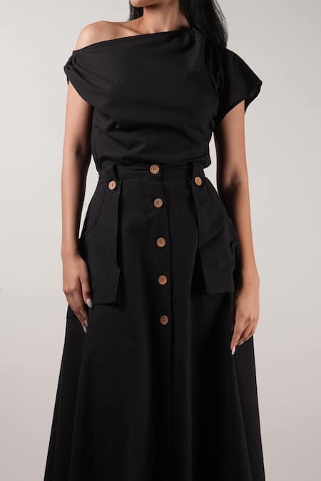 Shop_MATI_Black Cotton One Shoulder Plain Top _Online_at_Aza_Fashions