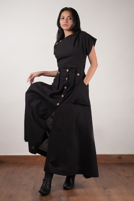 Shop MATI_1 Black Cotton Button-down Solid Skirt at Aza Fashions Shop_MATI_1_Black Cotton Button-down Solid Skirt _at_Aza_Fashions