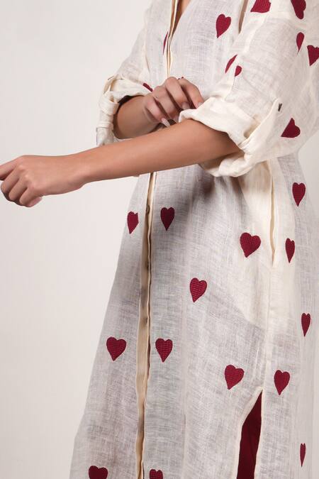 Buy_Mati_Off White Cotton, Linen Embroidery Collared, Round Hand Long Shirt Pant Set _Online_at_Aza_Fashions