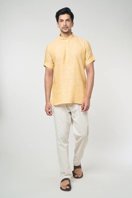 Arihant Rai Sinha Plain Band Collar Short Kurta 