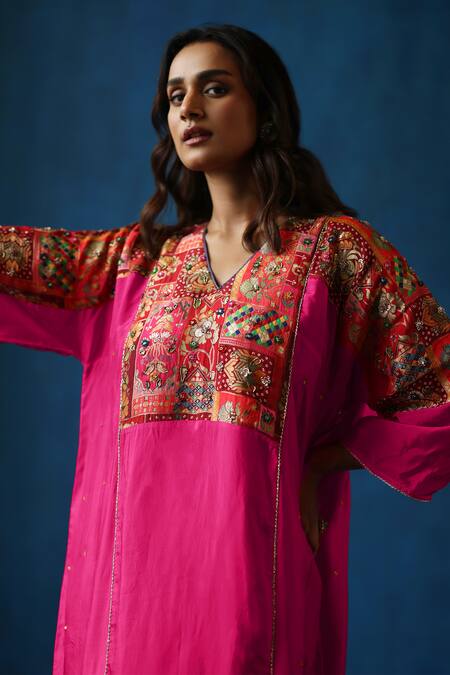 Buy Begum Fuchsia Silk Embroidery, Sequins V-neck Shikanji Resham Phiran And Pant Set Online at Aza Fashions Buy_Begum_Fuchsia Silk Embroidery, Sequins V-neck Shikanji Resham Phiran And Pant Set _Online_at_Aza_Fashions