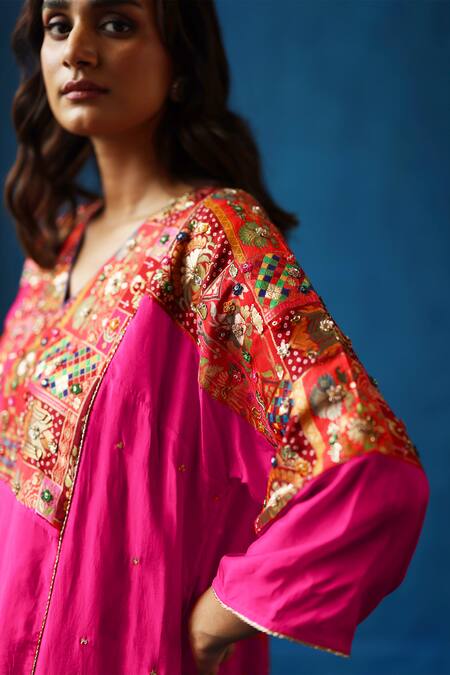 Shop Begum Fuchsia Silk Embroidery, Sequins V-neck Shikanji Resham Phiran And Pant Set Online at Aza Fashions Shop_Begum_Fuchsia Silk Embroidery, Sequins V-neck Shikanji Resham Phiran And Pant Set _Online_at_Aza_Fashions