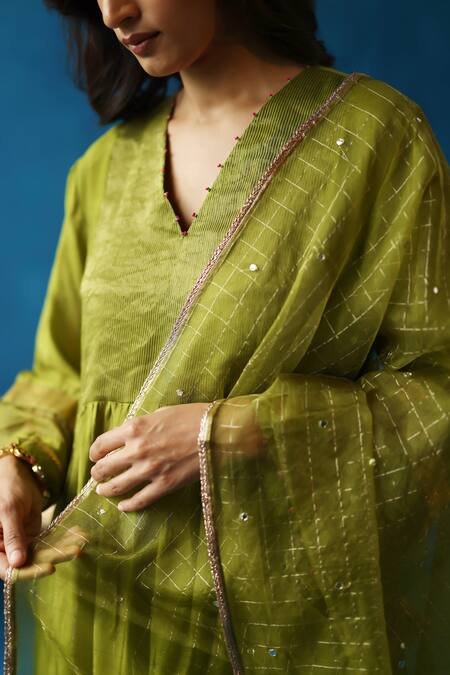 Begum_Green Silk, Organza Zari V-neck Jamun Stripe Woven Kurta Set _at_Aza_Fashions