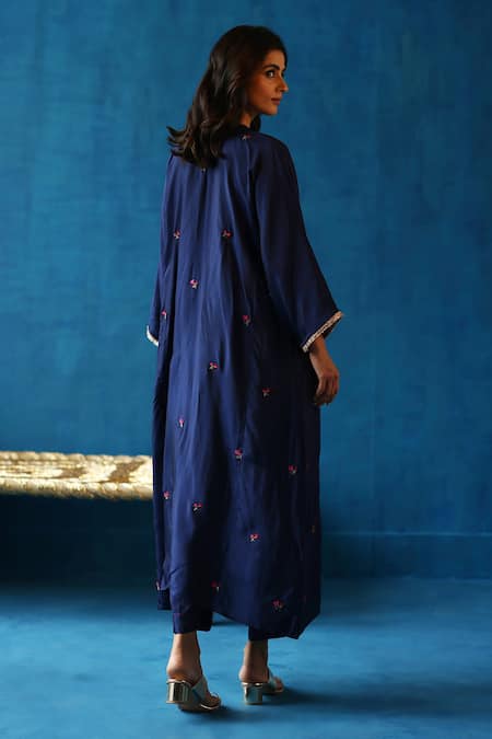Shop Begum Blue Silk Embroidery Split V-neck Imly Flower Yoke Phiran And Pant Set at Aza Fashions Shop_Begum_Blue Silk Embroidery Split V-neck Imly Flower Yoke Phiran And Pant Set _at_Aza_Fashions