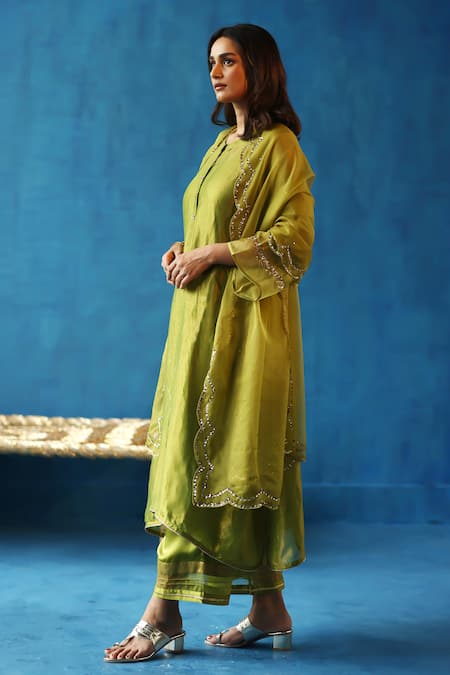 Begum Green Silk, Organza, Modal, Satin Kala Khatta Sleeve Embroidered Kurta Set Online at Aza Fashions Begum_Green Silk, Organza, Modal, Satin Kala Khatta Sleeve Embroidered Kurta Set _Online_at_Aza_Fashions