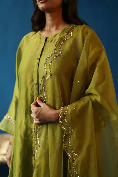 Buy Begum Green Silk, Organza, Modal, Satin Kala Khatta Sleeve Embroidered Kurta Set Online at Aza Fashions Buy_Begum_Green Silk, Organza, Modal, Satin Kala Khatta Sleeve Embroidered Kurta Set _Online_at_Aza_Fashions