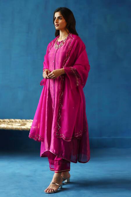Begum Pink Silk, Organza, Modal, Satin Kala Khatta Sleeve Embroidered Kurta Set Online at Aza Fashions Begum_Pink Silk, Organza, Modal, Satin Kala Khatta Sleeve Embroidered Kurta Set _Online_at_Aza_Fashions