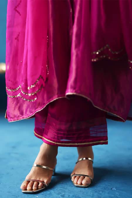 Begum Pink Silk, Organza, Modal, Satin Kala Khatta Sleeve Embroidered Kurta Set at Aza Fashions Begum_Pink Silk, Organza, Modal, Satin Kala Khatta Sleeve Embroidered Kurta Set _at_Aza_Fashions