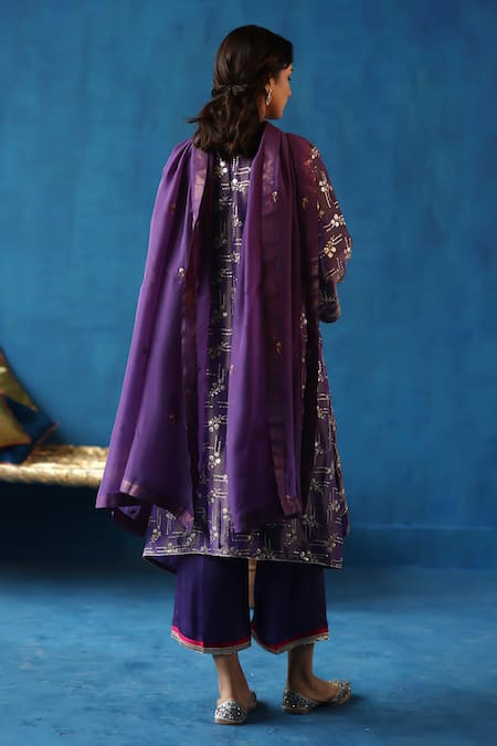 Shop Begum Purple Silk, Satin, Organza, Modal Sequins Round Aam Panna Embroidered Kurta Set at Aza Fashions Shop_Begum_Purple Silk, Satin, Organza, Modal Sequins Round Aam Panna Embroidered Kurta Set _at_Aza_Fashions