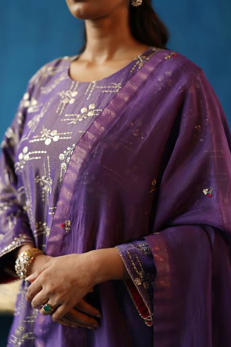 Begum Purple Silk, Satin, Organza, Modal Sequins Round Aam Panna Embroidered Kurta Set at Aza Fashions Begum_Purple Silk, Satin, Organza, Modal Sequins Round Aam Panna Embroidered Kurta Set _at_Aza_Fashions