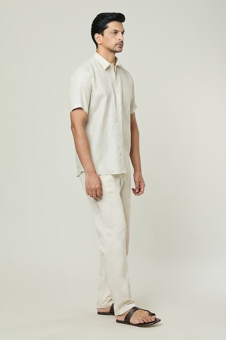 Aryavir Malhotra_Off White Linen Half Sleeves Pocket Detail Shirt _Online_at_Aza_Fashions