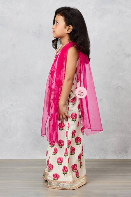 Pinkcow designs pvt ltd White Cotton, Jacquard Gota Patti, Embroidery Block Print Kurta And Pant Set Online at Aza Fashions Pinkcow designs pvt ltd_White Cotton, Jacquard Gota Patti, Embroidery Block Print Kurta And Pant Set _Online_at_Aza_Fashions