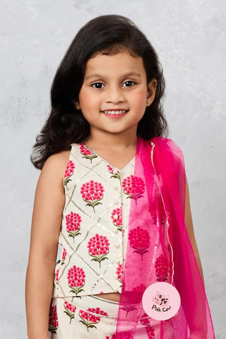 Buy Pinkcow designs pvt ltd White Cotton, Jacquard Gota Patti, Embroidery Block Print Kurta And Pant Set Buy_Pinkcow designs pvt ltd_White Cotton, Jacquard Gota Patti, Embroidery Block Print Kurta And Pant Set