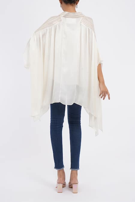 Shop Amit Aggarwal White Embroidery V-neck Metallic Embellished Kaftan Top at Aza Fashions Shop_Amit Aggarwal_White Embroidery V-neck Metallic Embellished Kaftan Top _at_Aza_Fashions