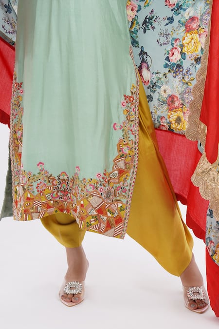 Buy_Debyani + CO_Blue Cotton, Chiffon Embroidery Round Neck Kurta Salwar Set 