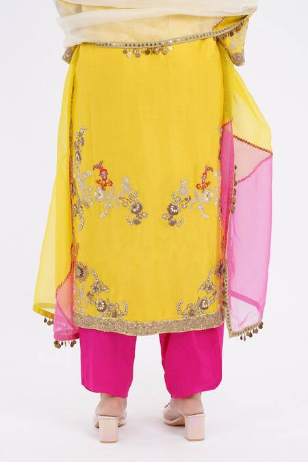 Debyani + CO_Yellow Cotton Sequins, Beads, Embroidery Round Neck Floral Kurta Set _Online_at_Aza_Fashions