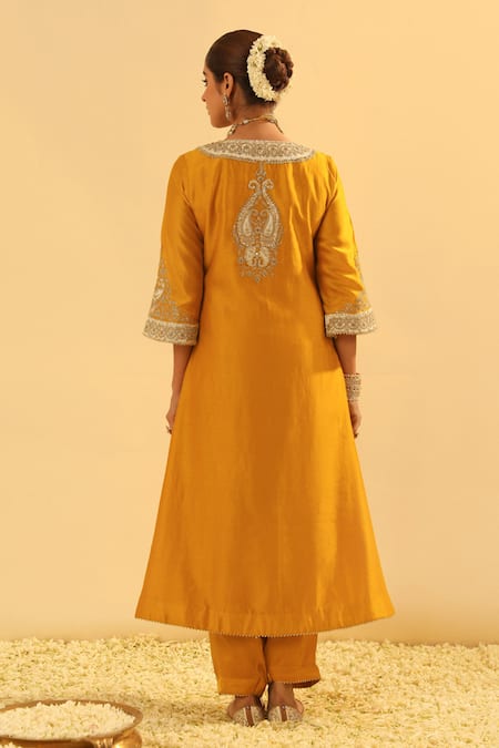 Sheetal Batra Glaze Shazana Embroidered Kurta & Salwar Set 