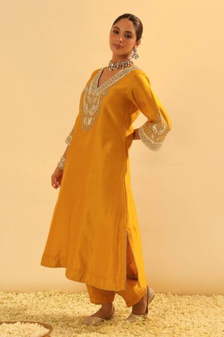 Sheetal Batra_Ivory Silk, Chanderi, Bamboo, Satin Gota Glaze Shazana Kurta And Salwar Set _at_Aza_Fashions