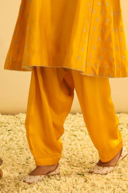 Buy Sheetal Batra Yellow Silk, Chanderi, Bamboo, Satin Gota Arisana Kalidar Kurta And Salwar Set Buy_Sheetal Batra_Yellow Silk, Chanderi, Bamboo, Satin Gota Arisana Kalidar Kurta And Salwar Set