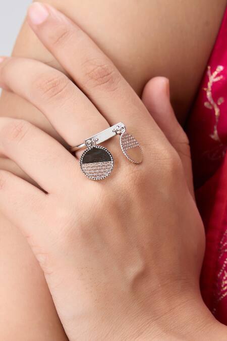 The Slow Studio Nebula Ring 