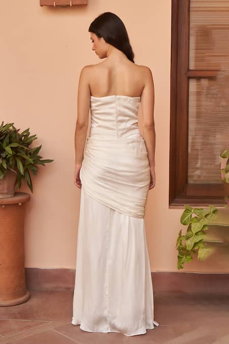 Shop_Amrta By Guneet Kondal_White Silk, Satin Sequins Sweetheart Neck Embellished Corset Blouse Cape Set _Online_at_Aza_Fashions