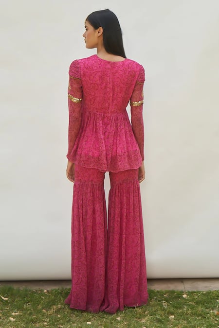 Shop Amrta By Guneet Kondal Pink Georgette Embroidery V-neck Paisley Printed Peplum Top With Sharara at Aza Fashions Shop_Amrta By Guneet Kondal_Pink Georgette Embroidery V-neck Paisley Printed Peplum Top With Sharara _at_Aza_Fashions