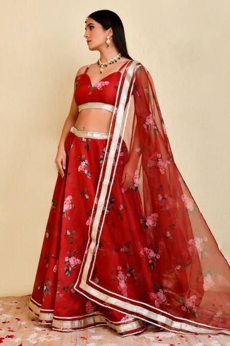 Buy_Bannhi By Priyanka Rathore_Maroon Chanderi Embroidery Plunge Neck Floral Print Lehenga Blouse Set _Online_at_Aza_Fashions