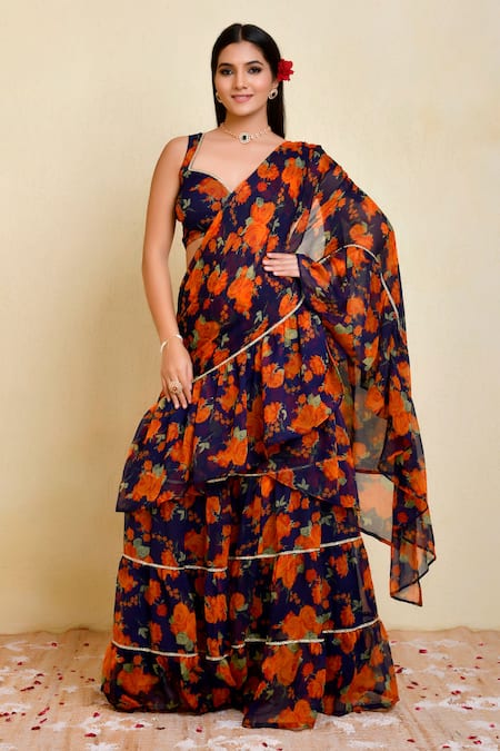 Bannhi Floral Pattern Pre-Draped Saree With Blouse 