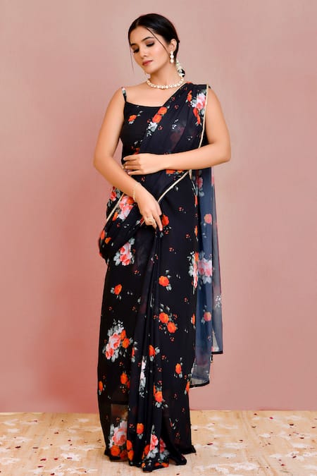 Bannhi Printed Pre-Draped Saree With Blouse 