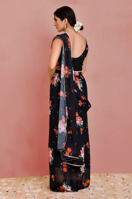 Shop_Bannhi By Priyanka Rathore_Black Georgette Gota Patti Scoop Neck Printed Pre-draped Saree With Blouse _at_Aza_Fashions