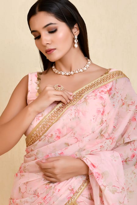 Shop_Bannhi By Priyanka Rathore_Pink Georgette Lace Scoop Neck Printed Pre-draped Saree With Plunge Back Blouse _Online_at_Aza_Fashions