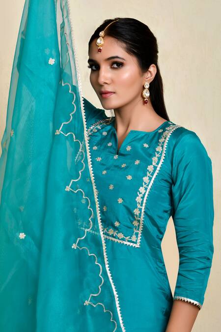 Buy_Bannhi By Priyanka Rathore_Blue Silk, Chiffon Embroidery Round Neck Floral Aari Detailed Kurta Sharara Set _Online_at_Aza_Fashions